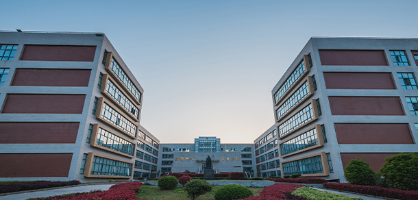 我的大學(xué)-大學(xué)志