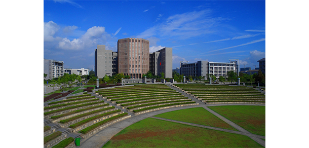 我的大學(xué)-大學(xué)志