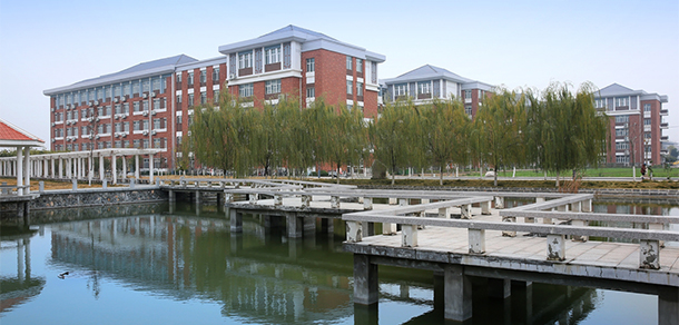 我的大學(xué)-大學(xué)志
