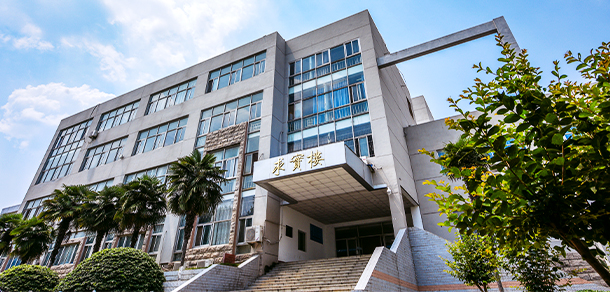 巢湖學院 - 最美大學