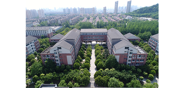 皖江工學院 - 最美大學