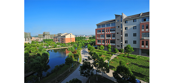 皖江工學院 - 最美大學