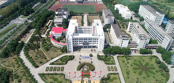 我的大學(xué)-大學(xué)志