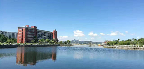 廈門(mén)海洋職業(yè)技術(shù)學(xué)院 - 最美院校