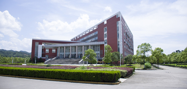 我的大學(xué)-大學(xué)志