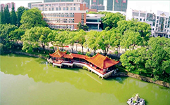 文化標識：校名題寫 / ?；赵O計