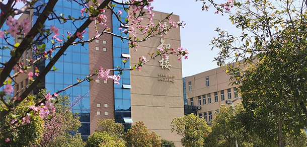 江西應用科技學院 - 最美大學