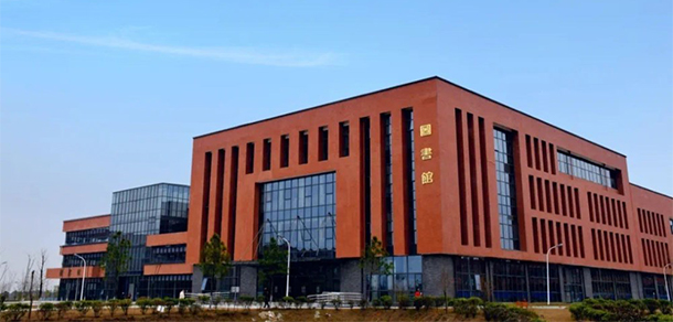 南昌航空大學科技學院 - 最美大學