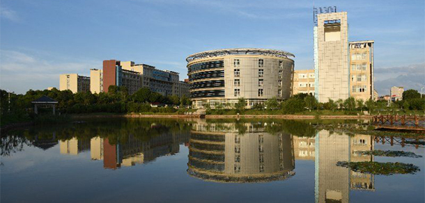 我的大學(xué)-大學(xué)志
