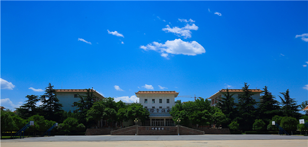 鄭州升達經(jīng)貿(mào)管理學院 - 最美大學