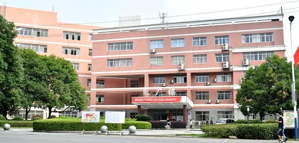 我的大學(xué)-大學(xué)志