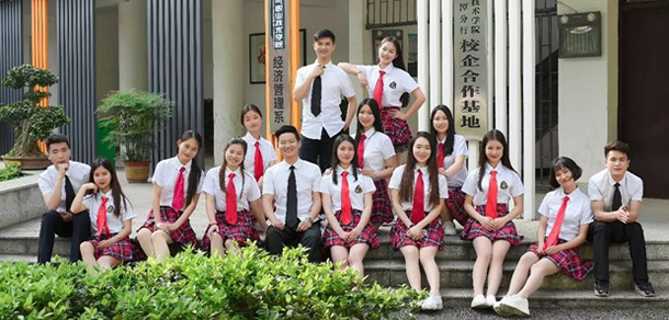 我的大學(xué)-大學(xué)志