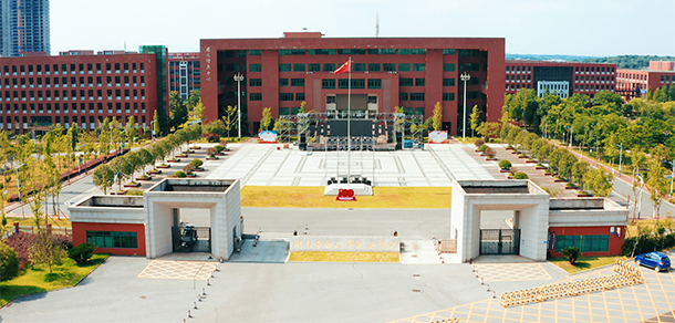 我的大學(xué)-大學(xué)志