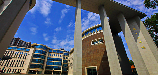我的大學(xué)-大學(xué)志