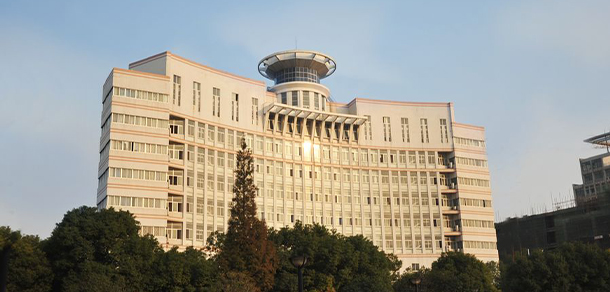 我的大學(xué)-大學(xué)志