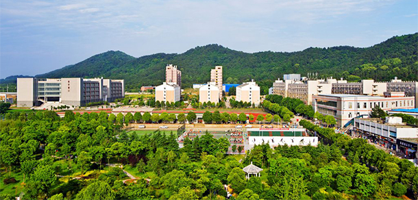 我的大學(xué)-大學(xué)志