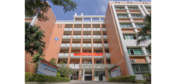 我的大學(xué)-大學(xué)志