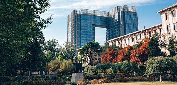 北京科技大學 - 最美大學