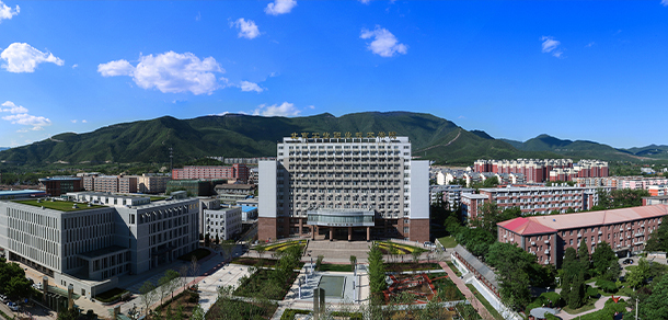 大學(xué)校志：校名、校標(biāo)、校訓(xùn)、?；?、校旗、校歌