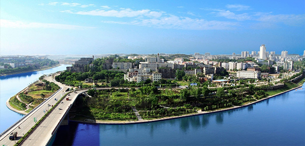大學(xué)校志：校名、校標、校訓(xùn)、?；?、校旗、校歌