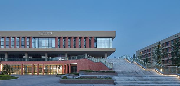 我的大學(xué)-大學(xué)志