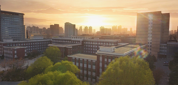 我的大學(xué)-大學(xué)志