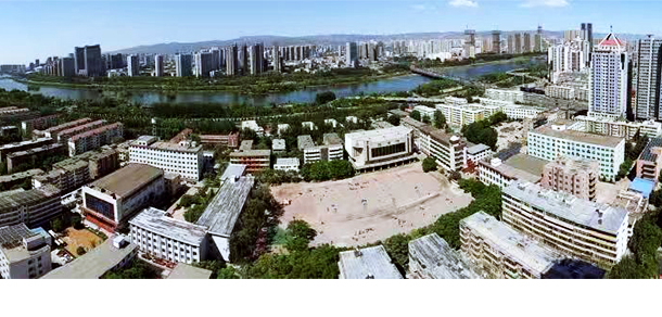 大學(xué)校志：校名、校標(biāo)、校訓(xùn)、?；铡⑿Ｆ?、校歌