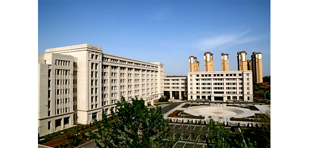 大連大學