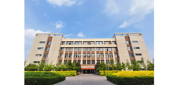 沈陽科技學院 - 最美大學
