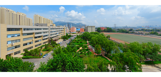 大學(xué)校志：校名、校標(biāo)、校訓(xùn)、校徽、校旗、校歌